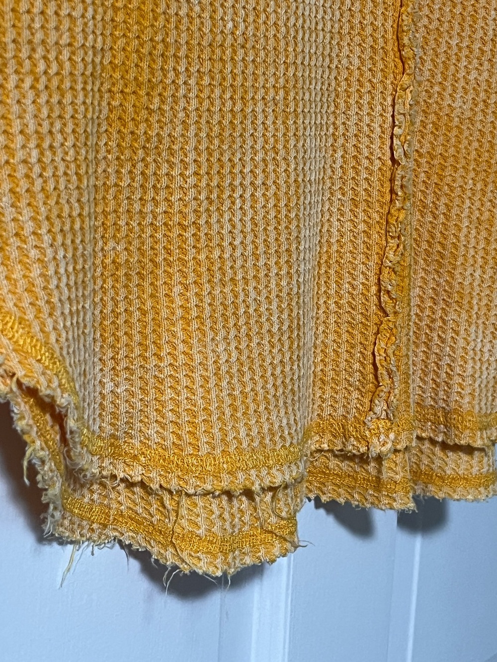 Zenana washed rolled, raw-edge short sleeves center seam detail waffle-knit top - Picture 7 of 10